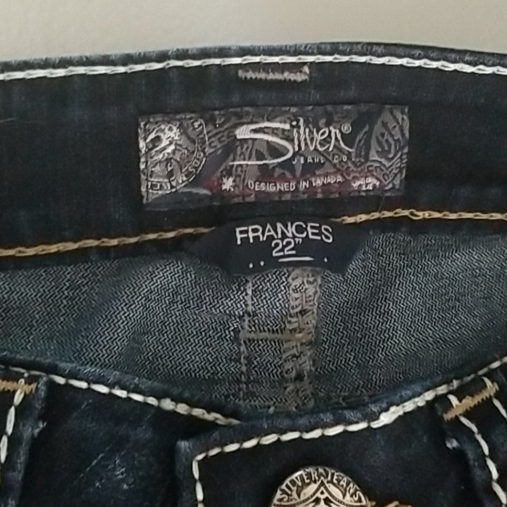 Women's Silver Denim Size 28x32 - Picture 2 of 5